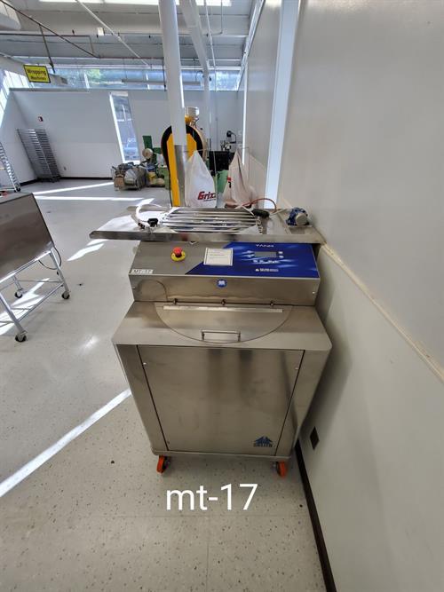 Selmi Tank 200kg Chocolate Melter | Processing + Packaging Equipment ...